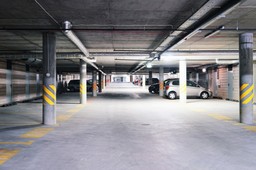 Każdy parking podziemny będzie schronem. Ceny mieszkań pójdą w górę?