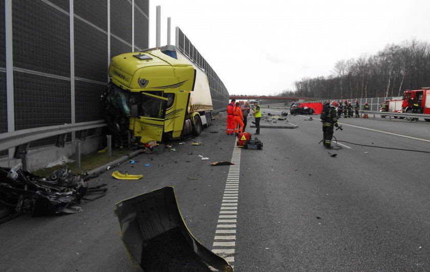 Bytom. Wypadek itra na autostradzie A1 