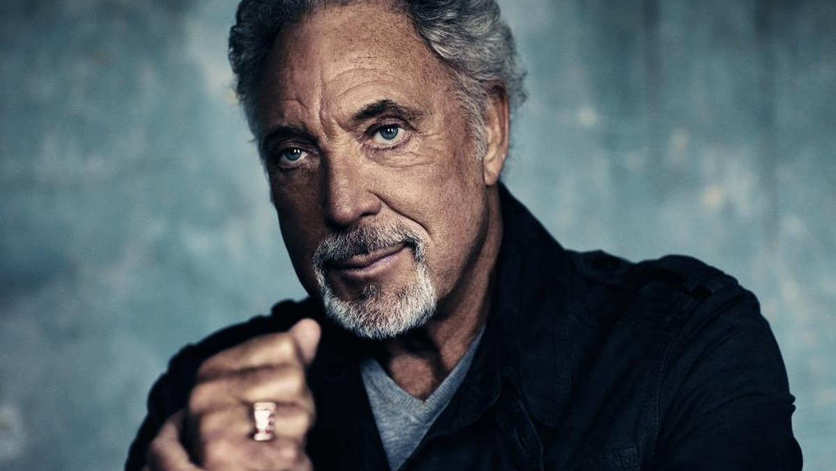 Tom Jones o dzieciństwie w izolacji. Cierpiał na ciężką chorobę