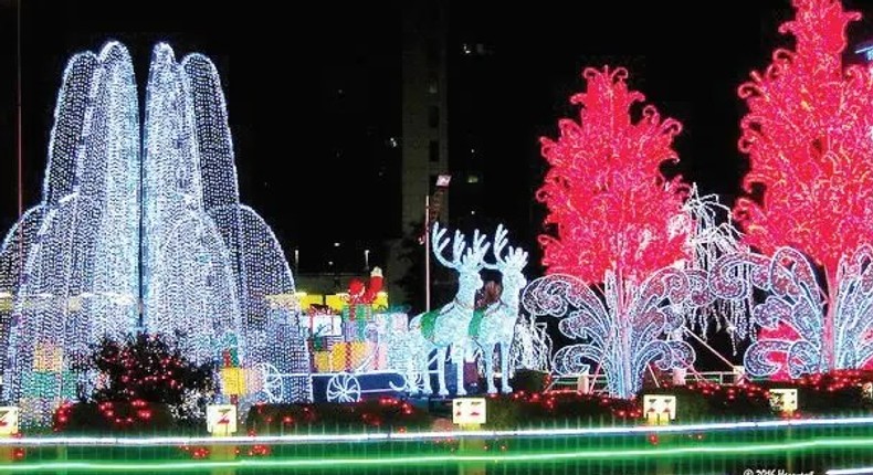 Zenith's bank christmas decoration in Lagos [lailasnews]