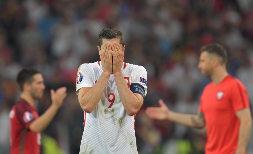 Łzy smutku Polaków po odpadnięciu z Euro 2016. GALERIA