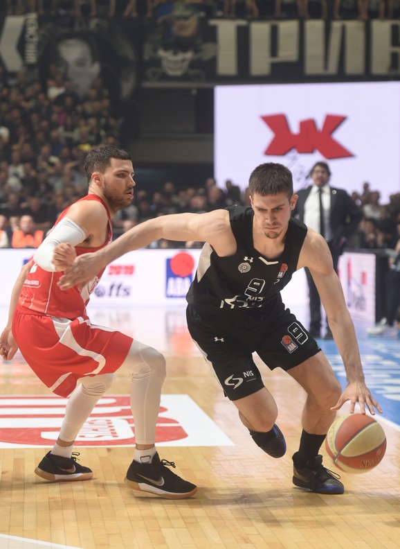 Vanja Marinković je još jenom briljirao protiv Crvene zvezde