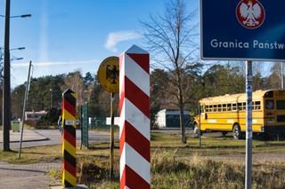 Niemcy 'przerzucają' migrantów do Polski? Szef MSWiA: To histeria. Nie mamy nic do ukrycia