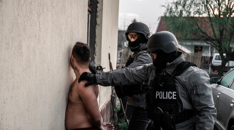 A rendőrök nem vacakoltak a futtatókkal / Fotó: Police.hu