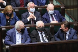 Konstytucja na czas wojny. PiS chce szybkich zmian w ustawie zasadniczej