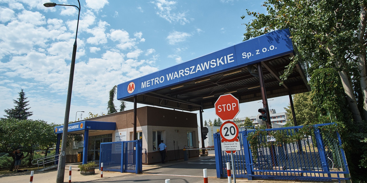 Centralne Biuro Antykorupcyjne kontroluje przetargi prowadzone przez spółkę Metro Warszawskie. Agentów CBA interesują zamówienia z lat 2014-18