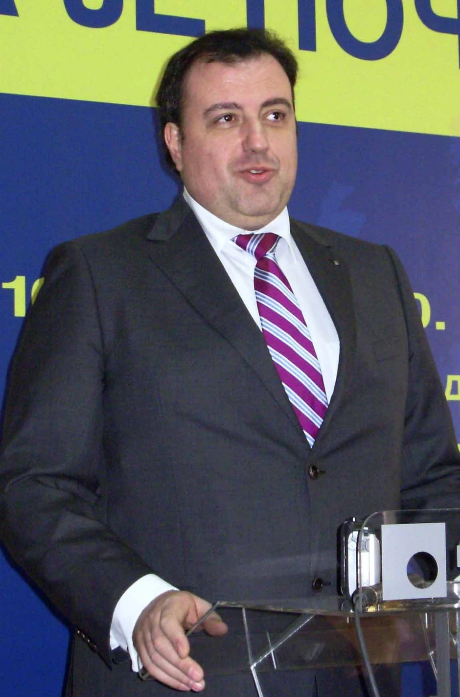 Vladimir Petrović