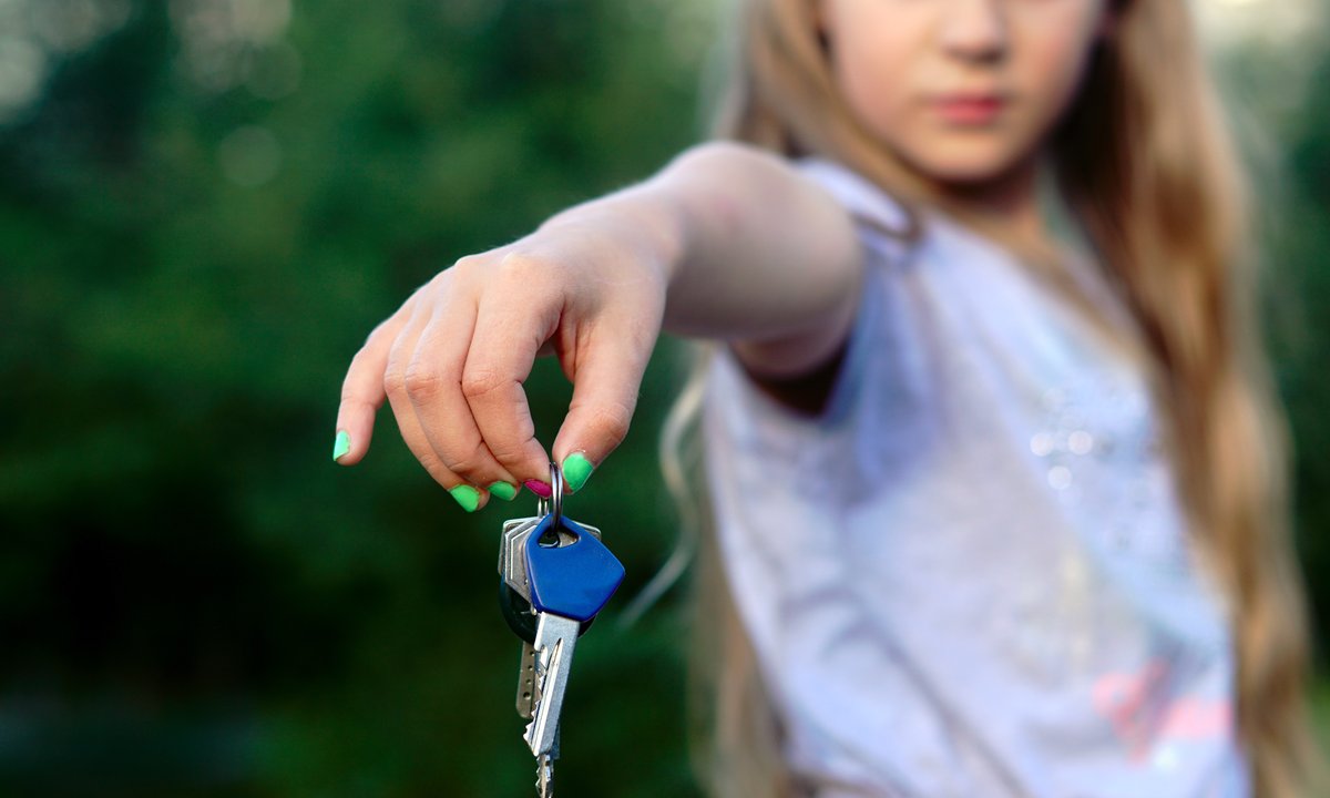 4-latka z USA przynosi do domu klucze policyjne. Mama nie kryje zaskoczenia