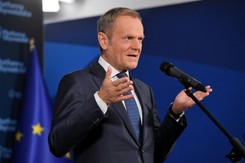 Tusk: Sekta Kai Godek opanowuje obóz władzy. Wezmę udział w marszu dla Izy
