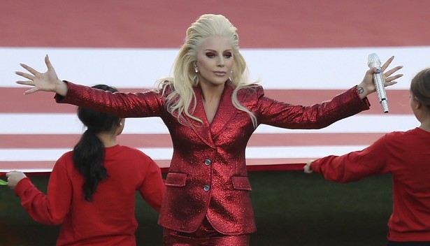 Lady Gaga na Super Bowl. Na taki hymn czekała Ameryka?