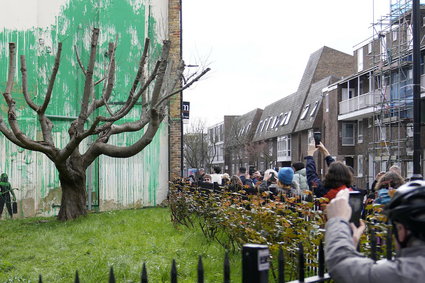 Nowy mural Banksy'ego w Londynie. Świat się zachwyca, niektórzy są załamani