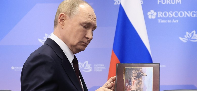 Putin dał mu paszport. Rosjanie zarzucają mu zdradę i chcą odebrać obywatelstwo