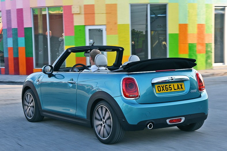 Mini cabrio na Tokio Motor Show 2015