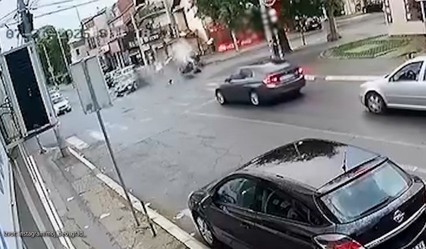 Jeziv snimak nesreće iz Batajnice.jpg
