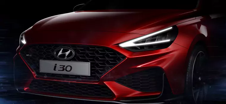 Hyundai i30 z nową „twarzą” – poliftingowy model zadebiutuje w Genewie