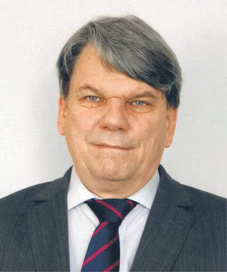 prof. Jan Zimmermann, w latach 2002–2019 kierownik Katedry Prawa Administracyjnego na WPiA Uniwersytetu Jagiellońskiego