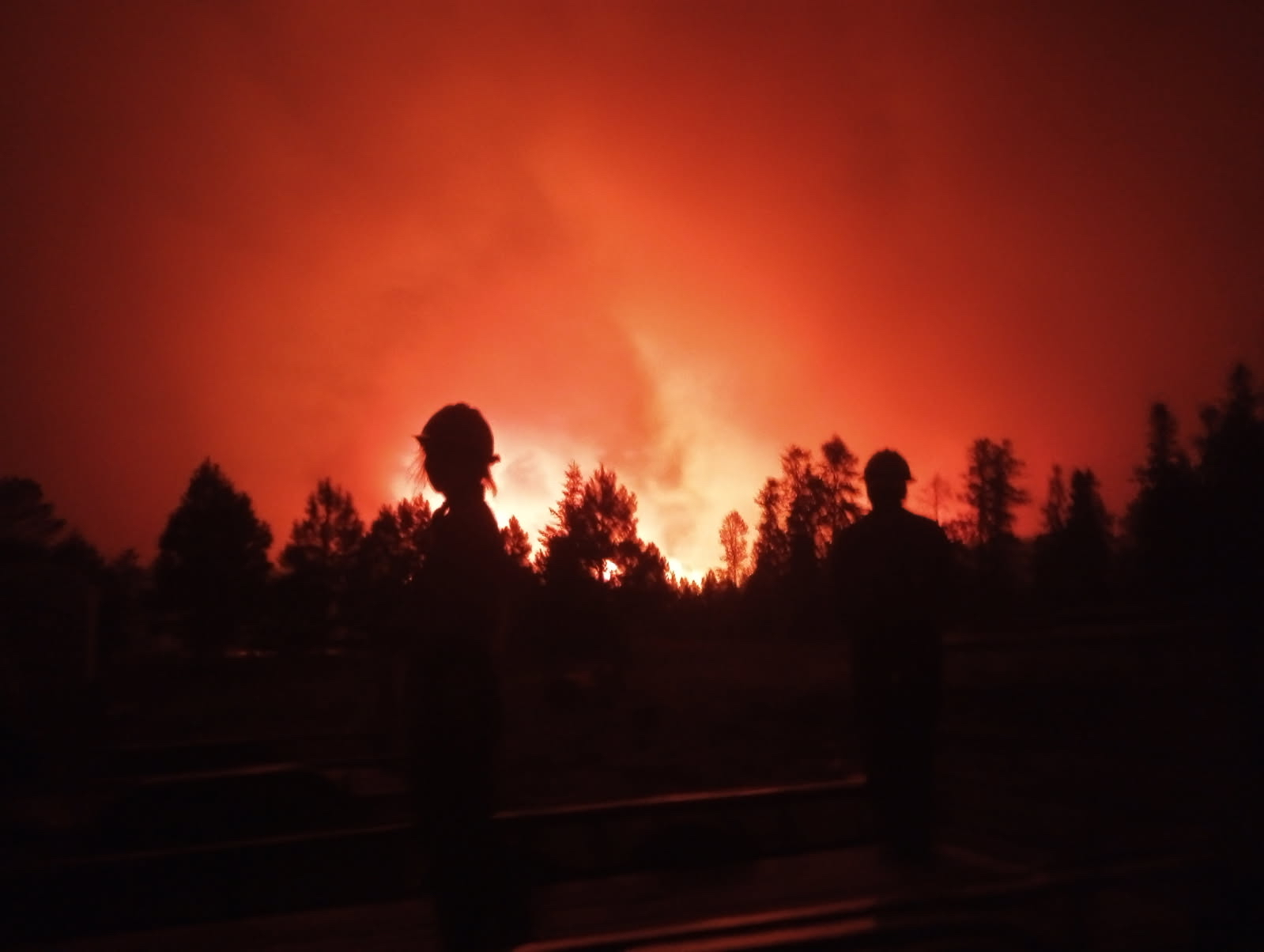 Гранд-Каньон с северной стороны: отель Incendi Distruggono