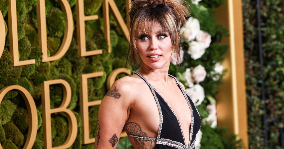 Miley Cyrus mellbimbót villantott: gyorsan nézze meg, mielőtt törli a képet – Őrülten szexi fotó