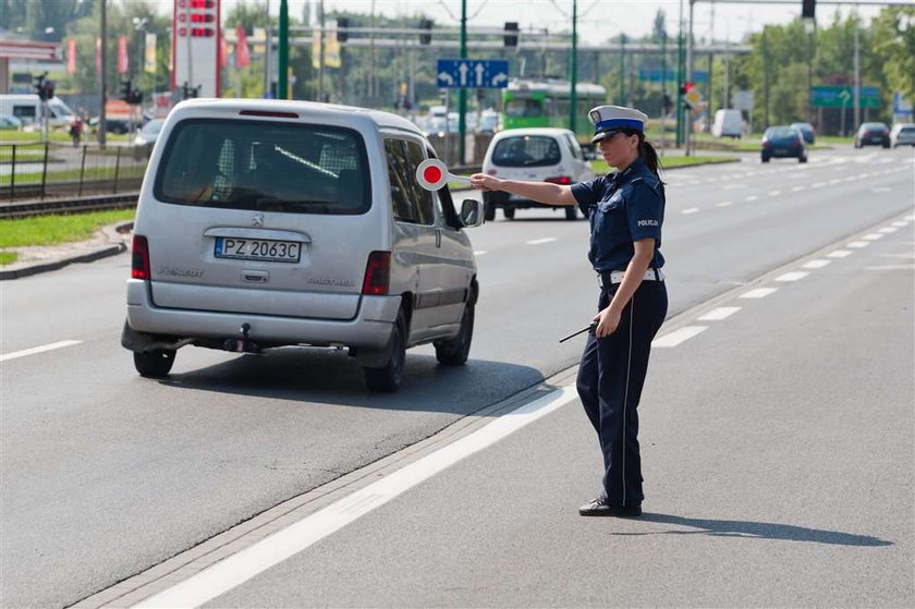 Pogonili drogówkę do roboty