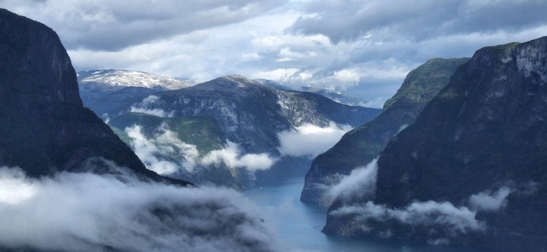 Nie chodzą do kościoła, ale w kłopotach Norwegowie chętnie pójdą do wróżki