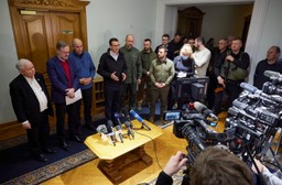 Wizyta pod rosyjskimi lufami