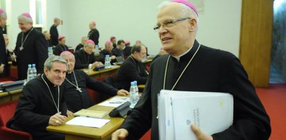 Abp Michalik o pedofilii duchownych: Rodzice też winni