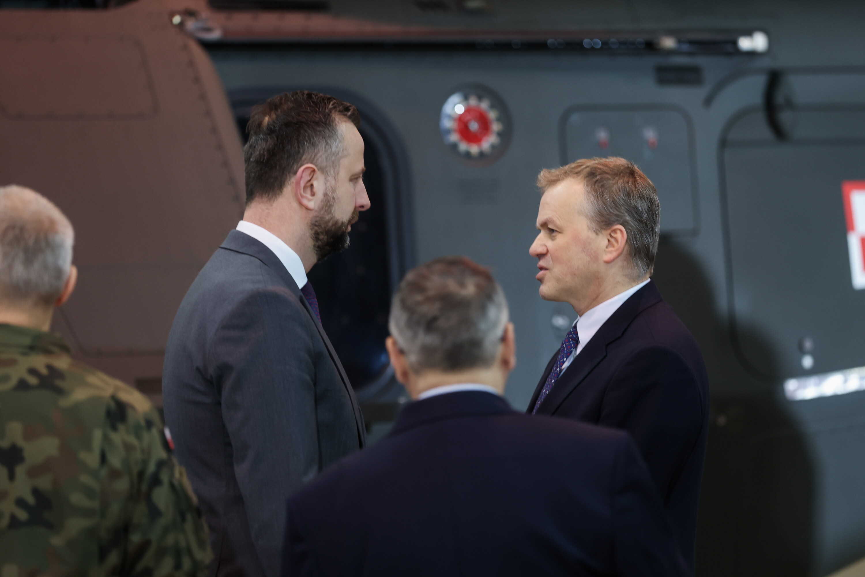 Kamień milowy: Pierwszy w pełni polski śmigłowiec wojskowy AW-149 trafił do armii