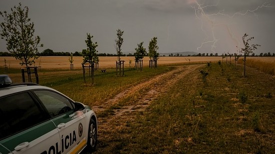 Polícia varuje pred nepriaznivým počasím. (Ilustračné foto)