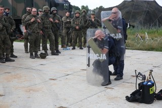 Polacy nie chcą migrantów z granicy polsko-białoruskiej [WYNIKI SONDAŻU]