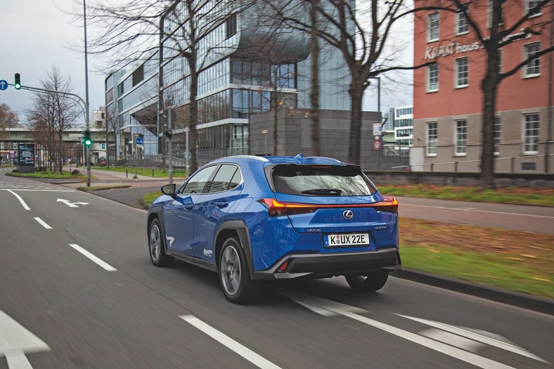 Lexus UX 300e