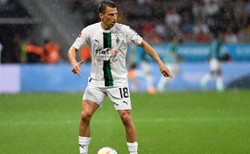 Stefan Lainer poważnie chory. U prawego obrońcy wykryto raka