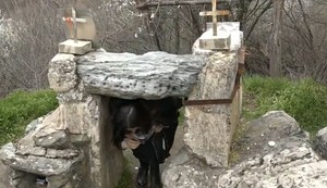 Misterija Niškog Ostroga i "šupljeg kamena"