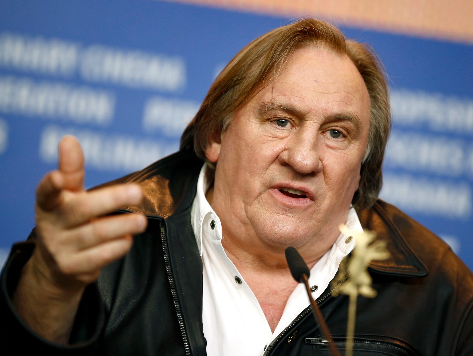 Na archívnej snímke z 19. februára 2016 francúzsky herec Gerard Depardieu počas tlačovej konferencie v rámci berlínskeho medzinárodného filmového festivalu Berlinale  2016.