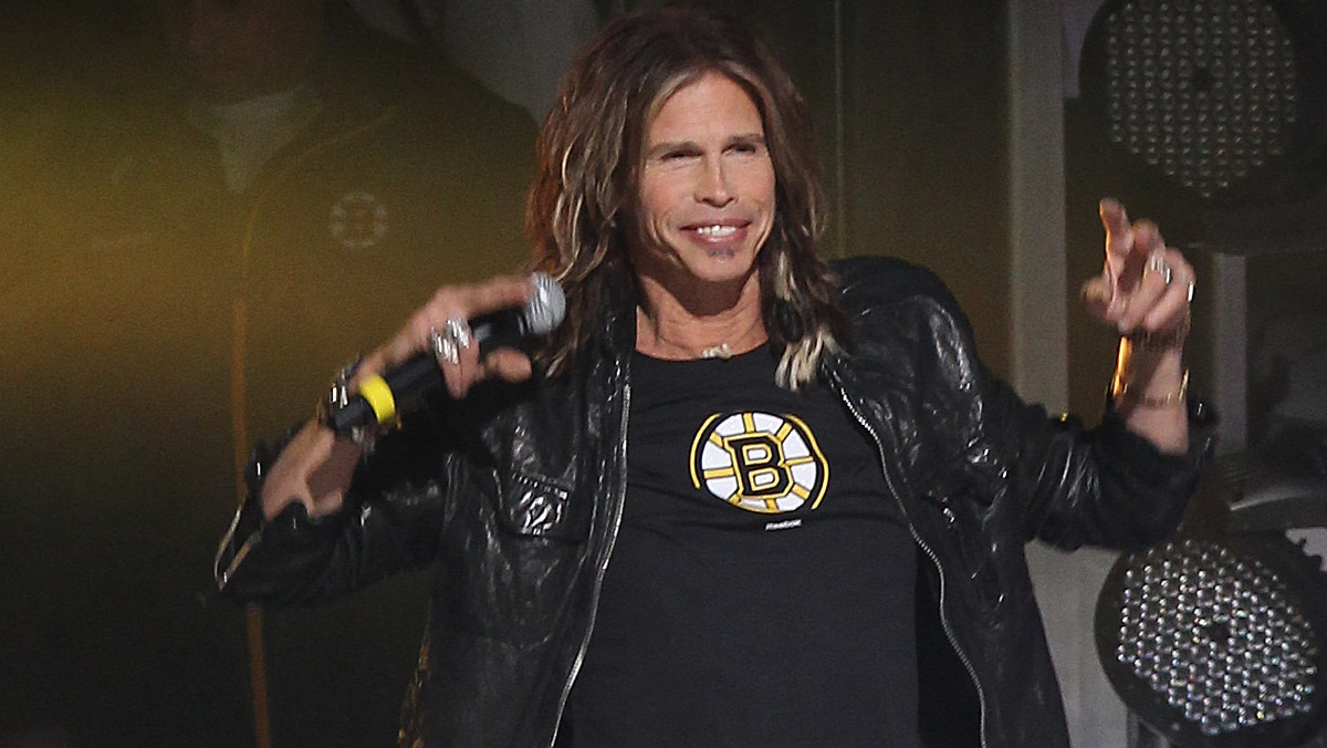 Steven Tyler zakończył pracę jako juror w amerykańskim "Idolu". Muzyk był sędzią w programie przez dwa sezony. Lider Aerosmith zajmie się teraz nagrywaniem nowej płyty zespołu i przygotowaniem do światowej trasy koncertowej.