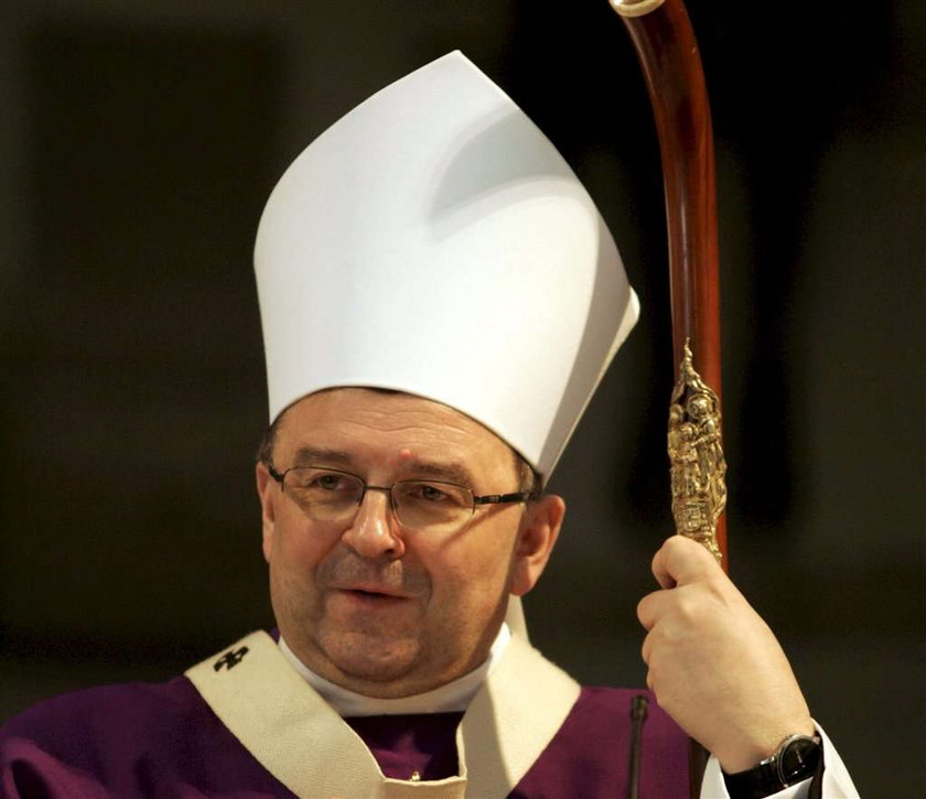 Arcybiskup: Żenująca wizja katolickiego kraju