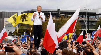 Długie przemówienie Tuska na zakończenie marszu. Mówił o trzeciej fali