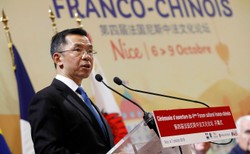 Fala krytyki wylała się na chińskiego ambasadora. "Oczekujemy wyjaśnień"