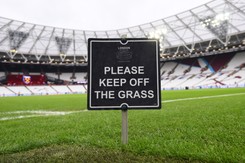 Prezes FA: Zbankrutować mogą nie tylko kluby, ale też całe ligi