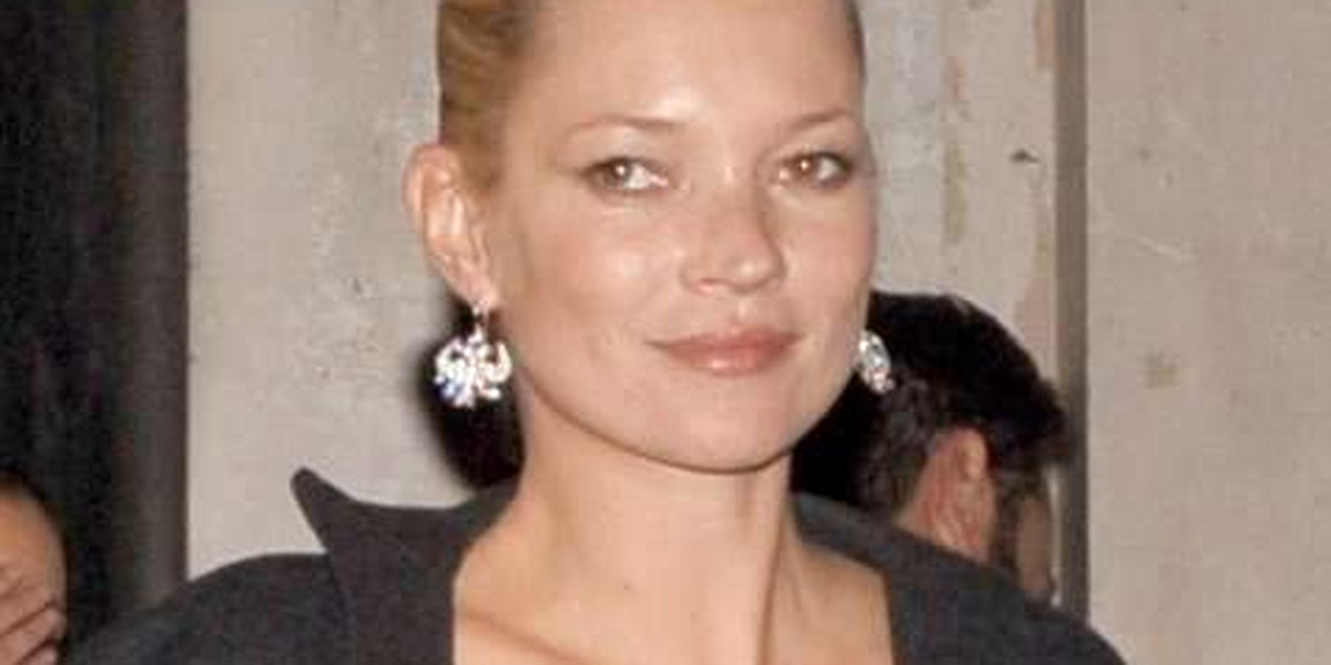 Kate Moss potrafi się bawić! FOTY