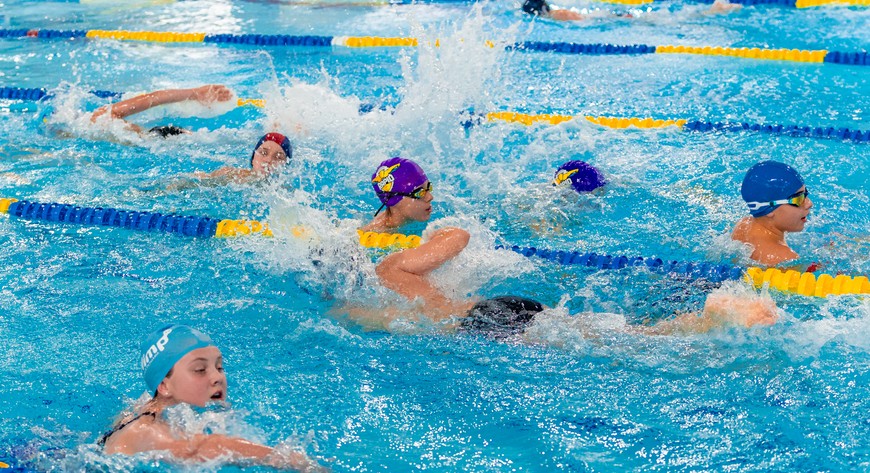 W dotychczasowych ośmiu edycjach wrocławscy uczniowie przepłynęli łącznie ok. 810 km, zbierając ponad 160 tys. zł. Brawo!