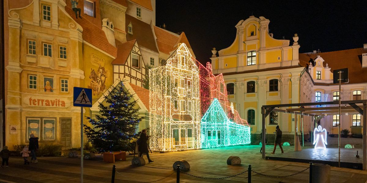 W tym roku w Poznaniu można podziwiać nowe iluminacje świąteczne.