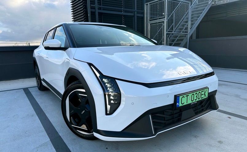 Nowa Kia EV4