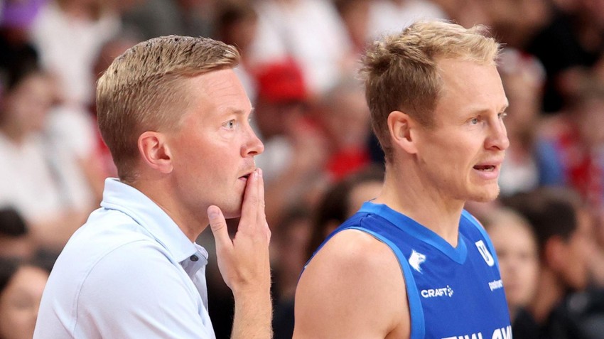 Selektor Lasi Tuovi i Sasu Salin (desno) | Foto: Jarek Praszkiewicz/EPA