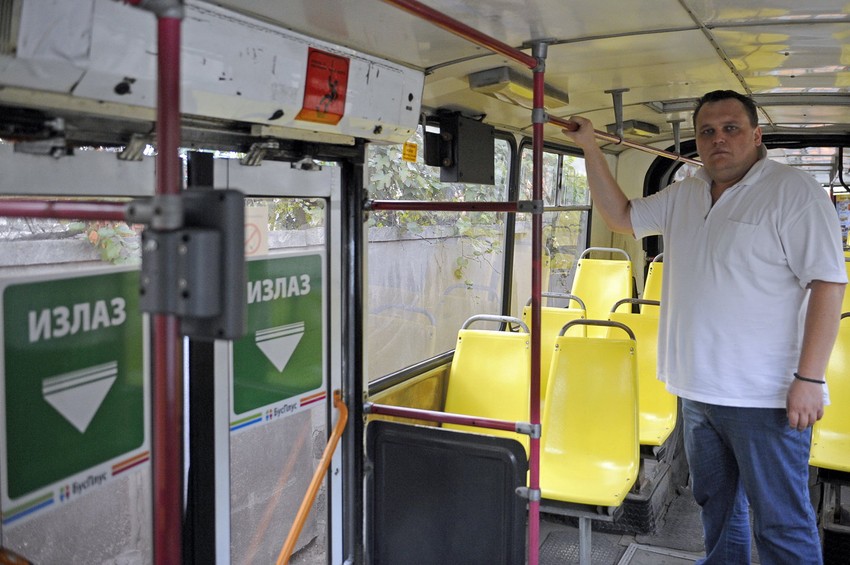 Nikoga od njih nisam ni pipnuo, svi njihovi navodi su neistiniti: Dražen Cimbaljević