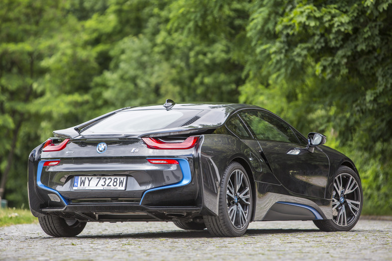 BMW i8