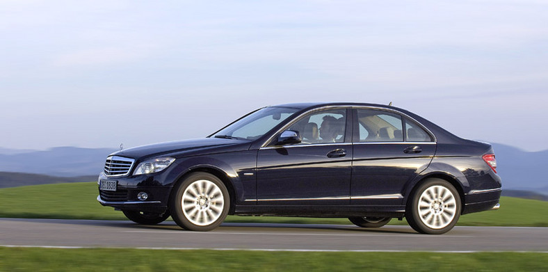 Mercedes-Benz klasy C: nowa generacja napędu na cztery koła 4Matic