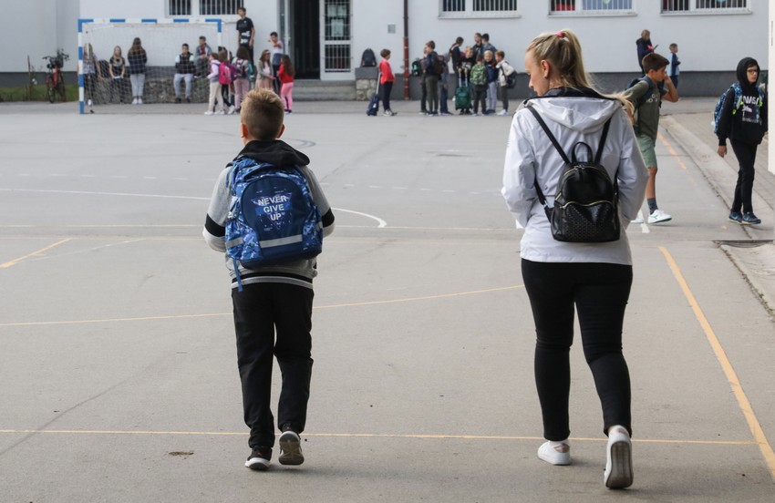 Počela školska godina u Hrvatskoj - Zagreb