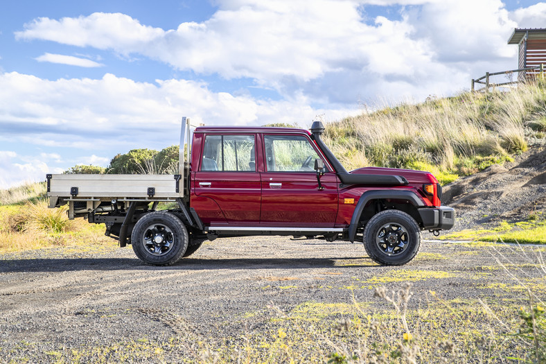 Toyota Land Cruiser Serii 70 (od 1984 r.; wersja po liftingu z 2023 r.; model na rynek australijski)