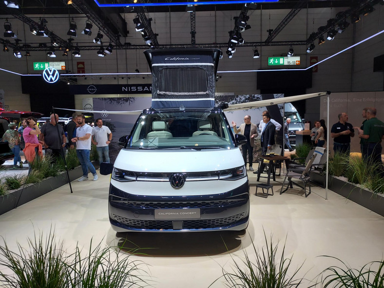 Caravan Salon 2023. Volkswagen California Concept