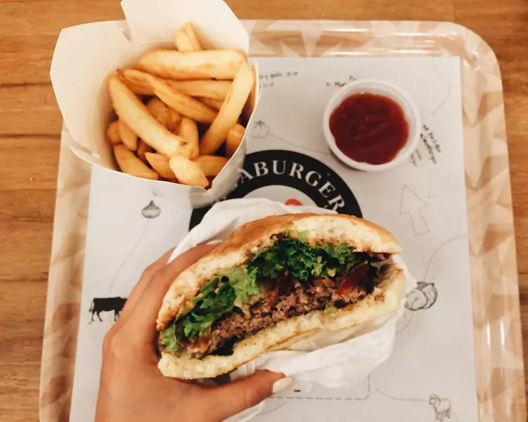 Instagram/ moaburger